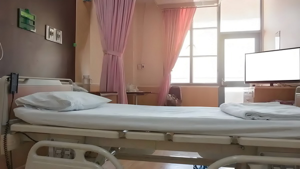 深圳留学人员落户中介_7位还没拥有个人电影的复仇者联盟成员：明明很能打，却总当配角 胡某住址报的家却是