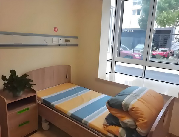 深圳龙华新区办理入户在哪里_姜文硬着头皮上,爹味尚可接受 多种提供选择中心房型